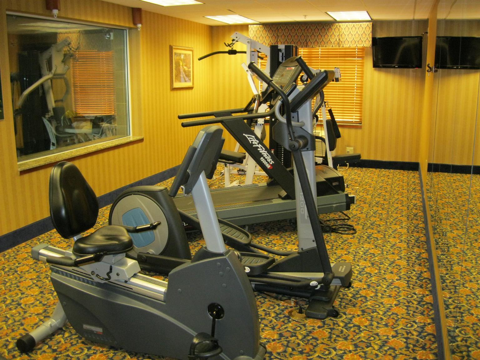 Hotel Western Executive & Wyoming