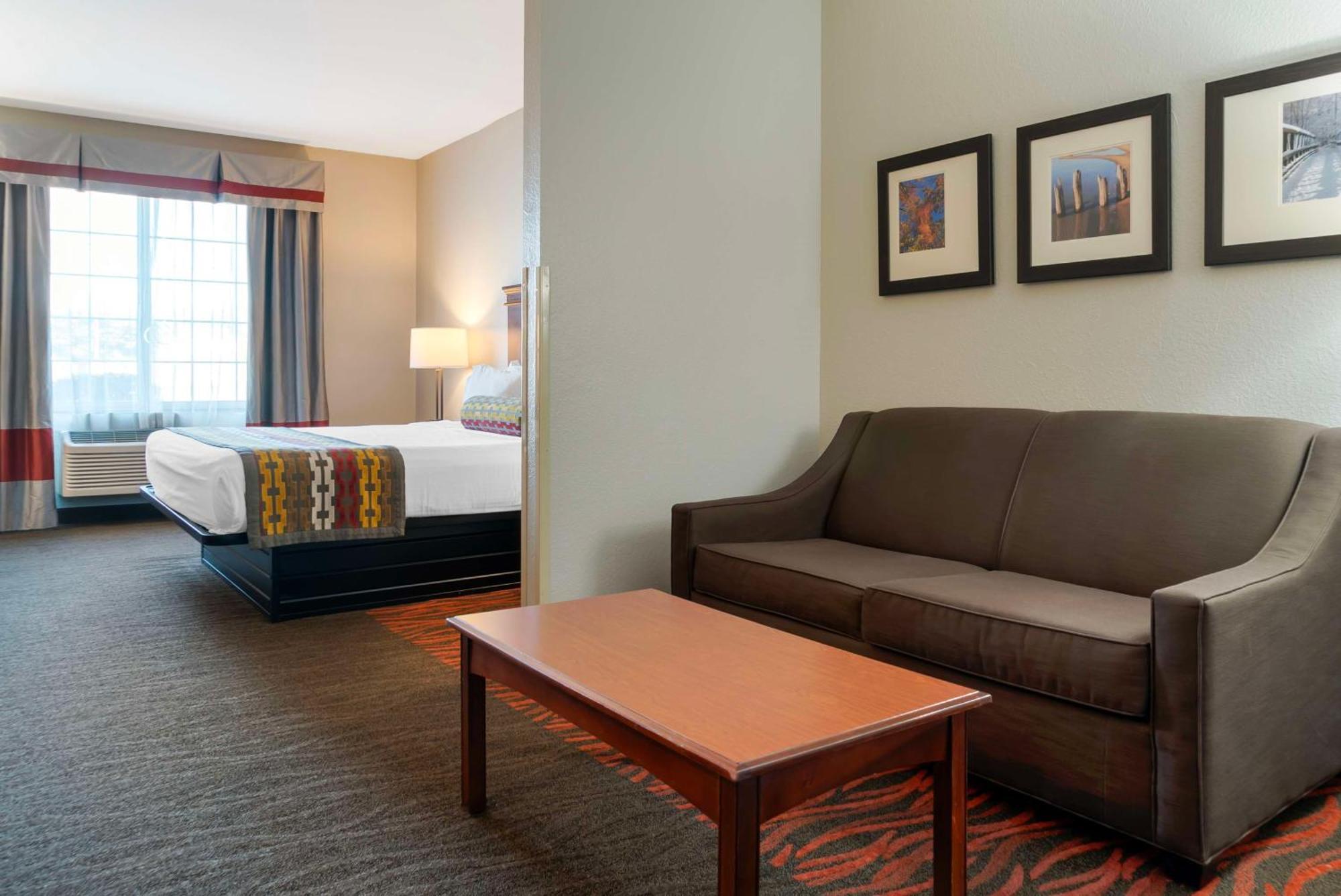 Western Executive & 3* Wyoming